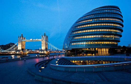 Gas Spring Windows London City Hall Gas spring custom rules. The windows of the building have been fitted with more than 3600 gas springs of DICTATOR.